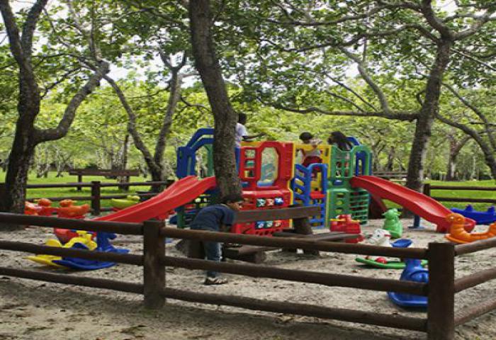 Taman Kaulinan Bogor Dilengkapi 11 Permainan Anak